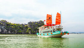 Sail into Halong Bay’s luxury with Emeraude Min